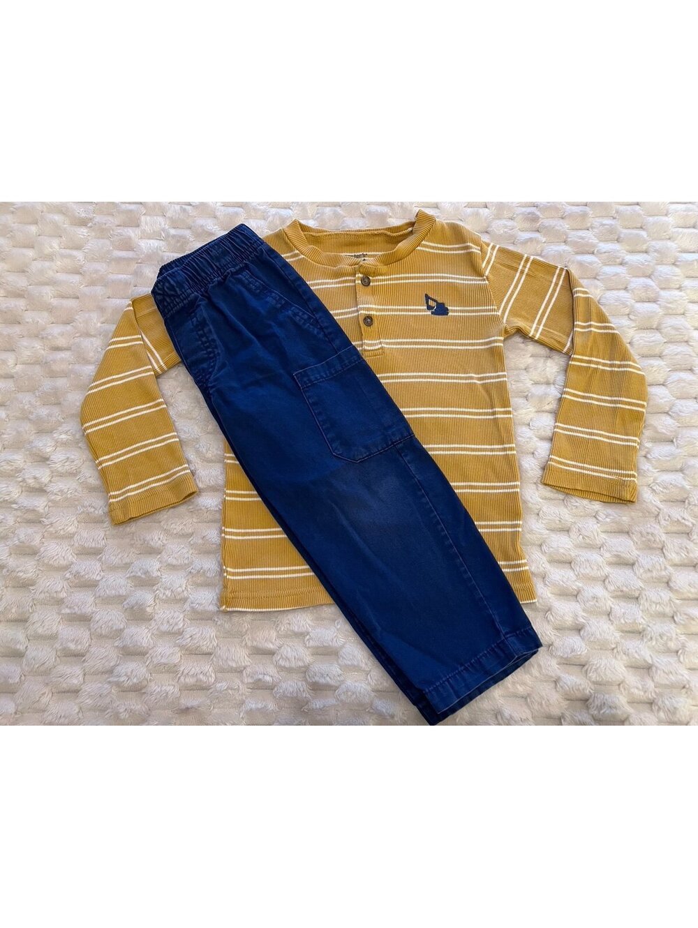 Carter’s Toddler Boy 2-Piece Striped Henley Top & Canvas Pant Set (3T)